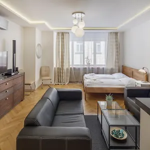 **** Apartmanhotel Selinor Old Town Csehország