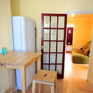 https://east-end-london-garden-flat.cambridgehotelsuk.com