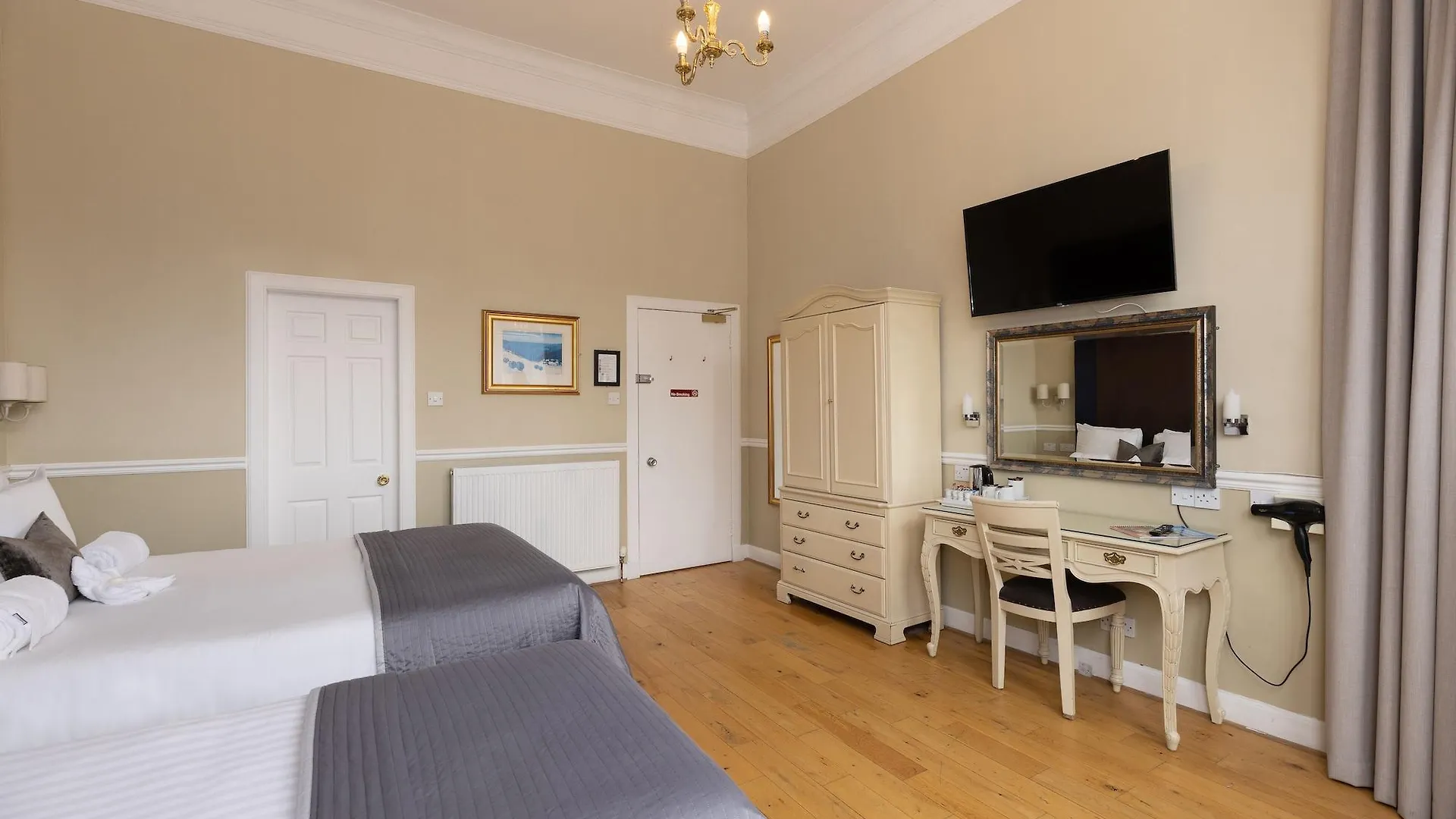 ***  The Haymarket Hotel Edimburgo Reino Unido